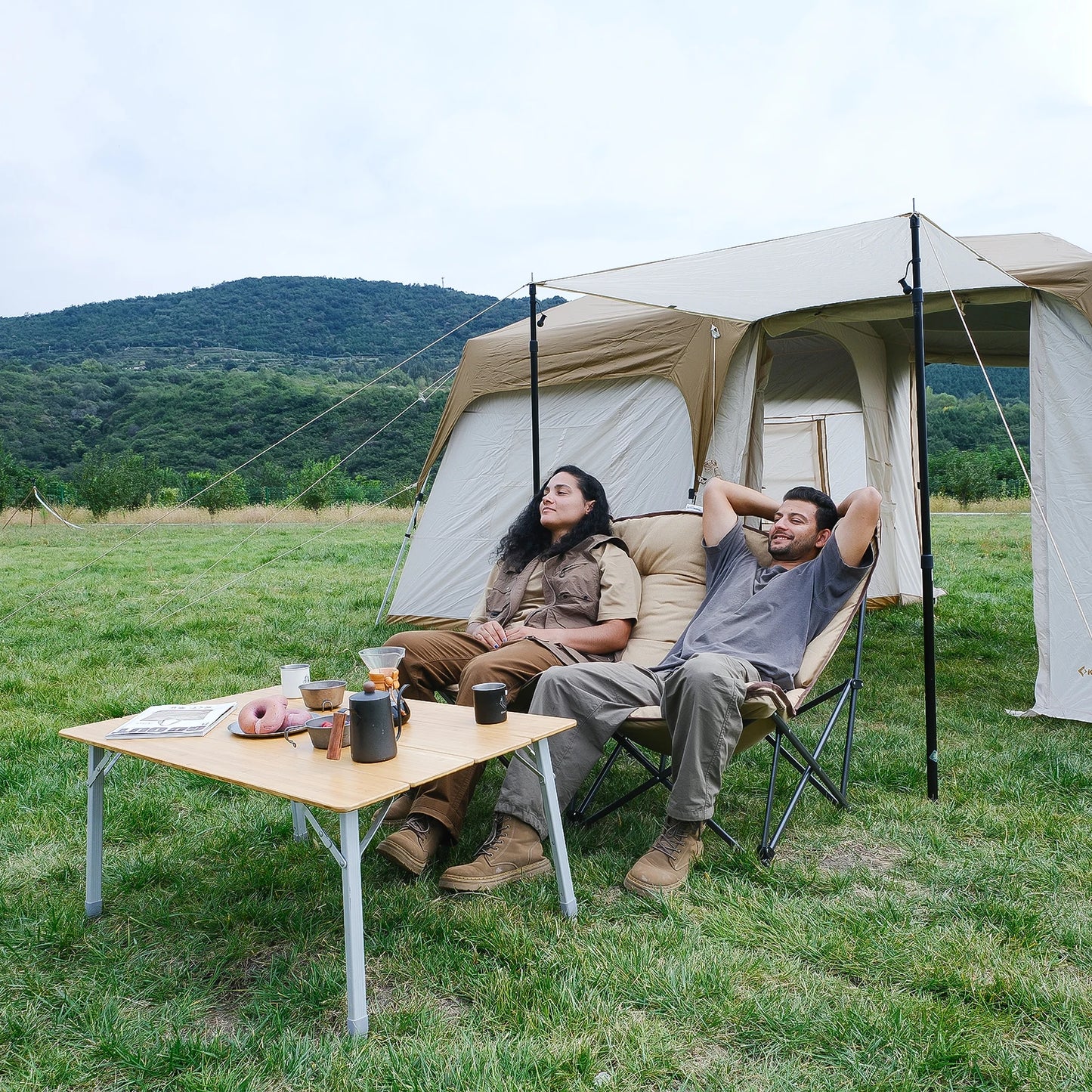 Oversized Butterfly Chair for 2, Support 300 lbs